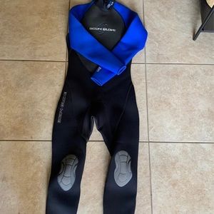 Body glove wetsuit